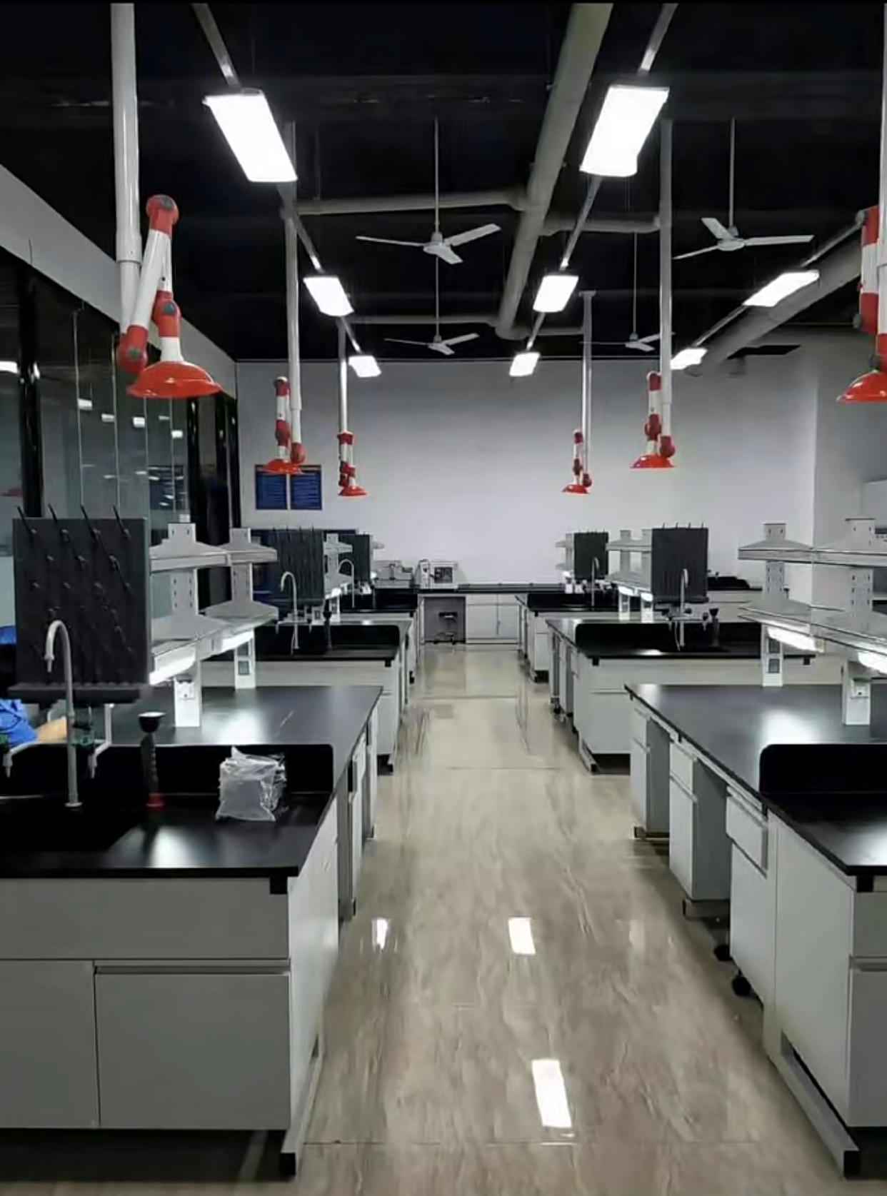 Industrial & Commercial Lab Faucets